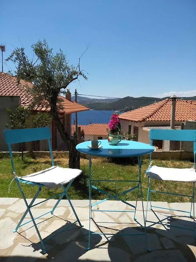 Feriehus Dora'S House Comfortable Apartment With A Yard And View Pyrgadikia